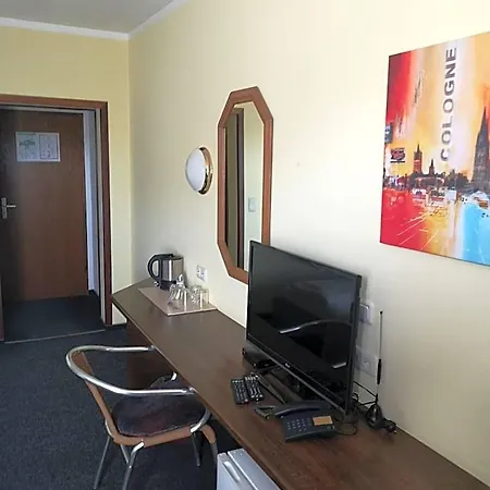 Koeln-bonn Hotel 3*